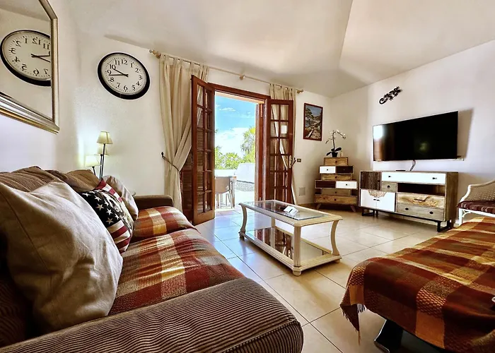 The Escape, Golf Del Sur