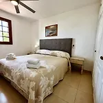 The Escape, Golf Del Sur فيلة *